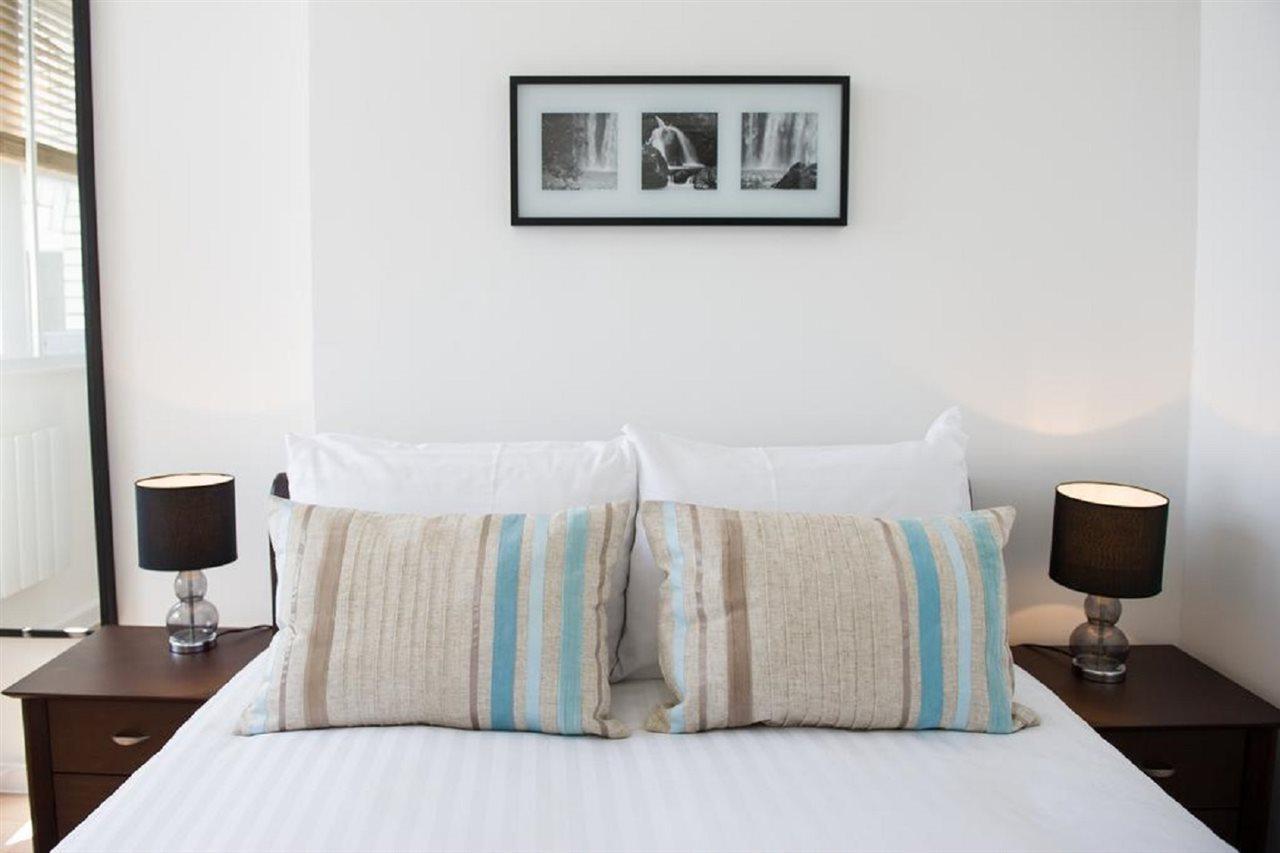 לונדון West End One Apartments מראה חיצוני תמונה