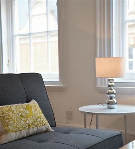 לונדון West End One Apartments מראה חיצוני תמונה