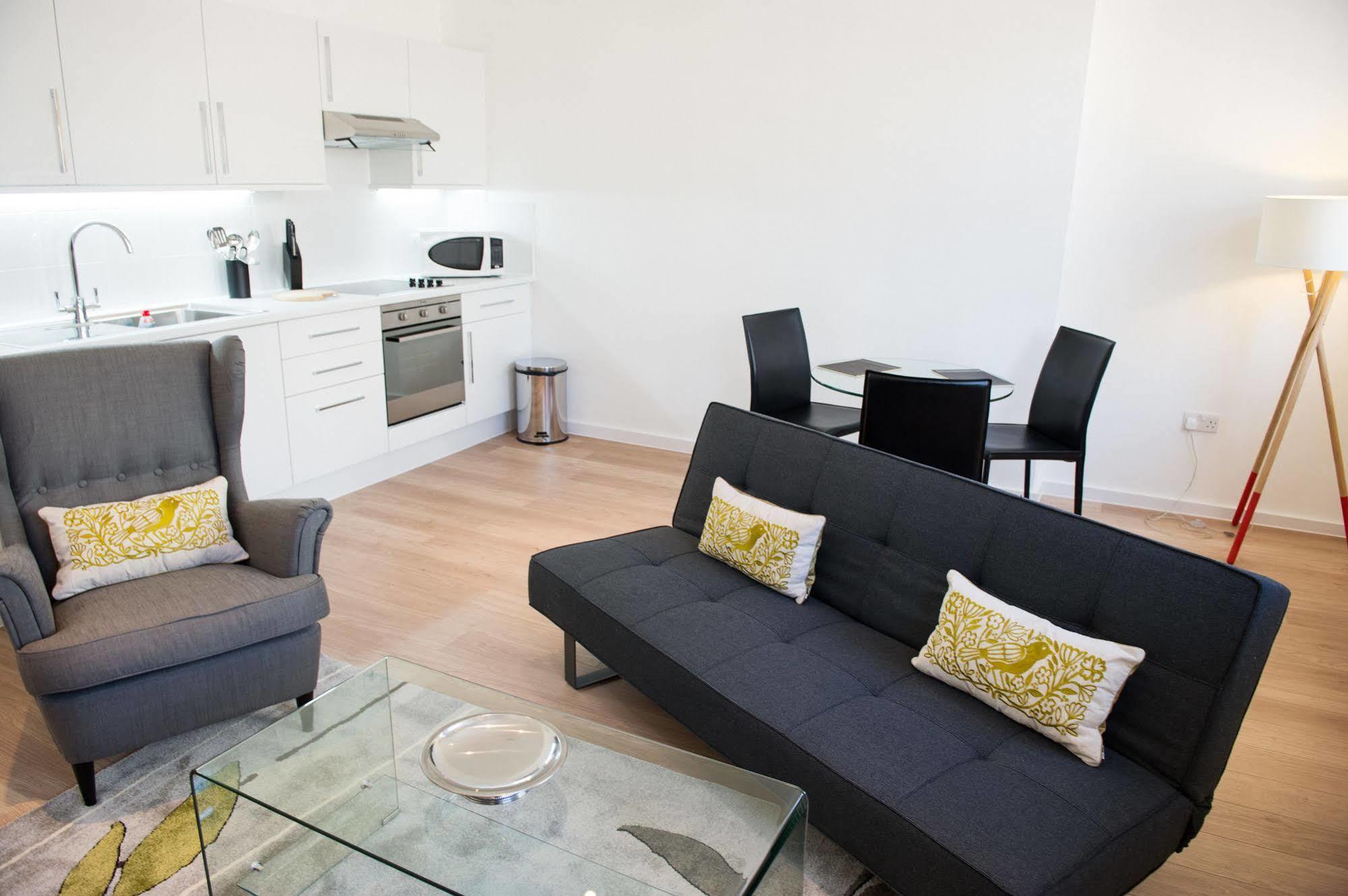לונדון West End One Apartments מראה חיצוני תמונה